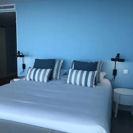 Casa Del Mar- Wonderfull Sea Views & Swimming Pool * Ponta Delgada (Madeira)